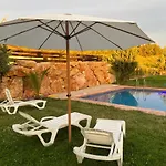 Rural Bagh * إل بورغو دي أوسما